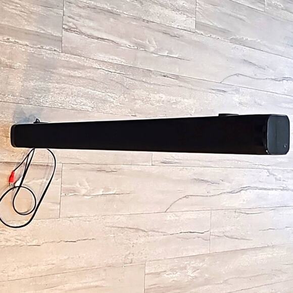 iLive ITB195BO Soundbar Bluetooth Speaker No Box or Remote 29"L x 2.5" x 2.5" - Picture 4 of 7